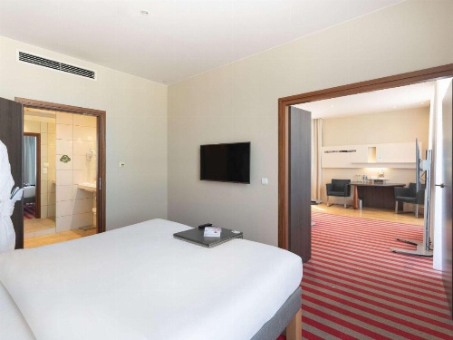 Mercure Warszawa Grand image 27